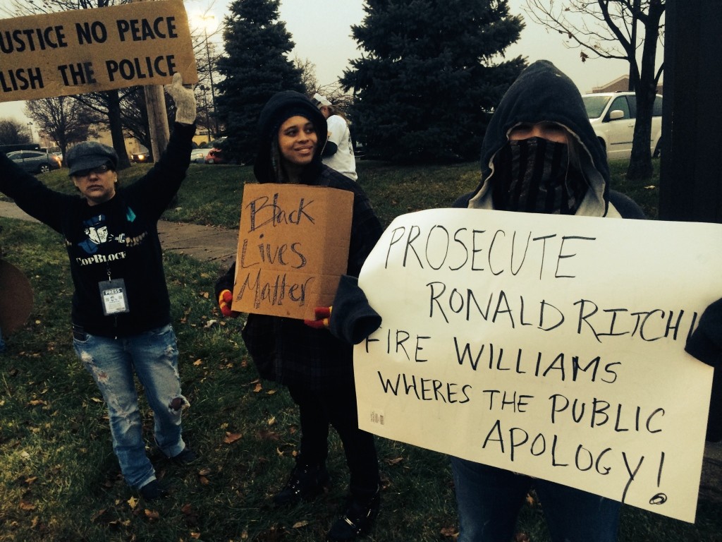 armedfolks2